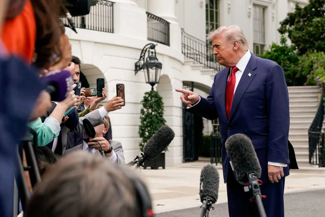 Trump was 17 days into a war and showing a reporter maple tree photos Trump was 17 days into a war and showing a reporter maple tree photos
