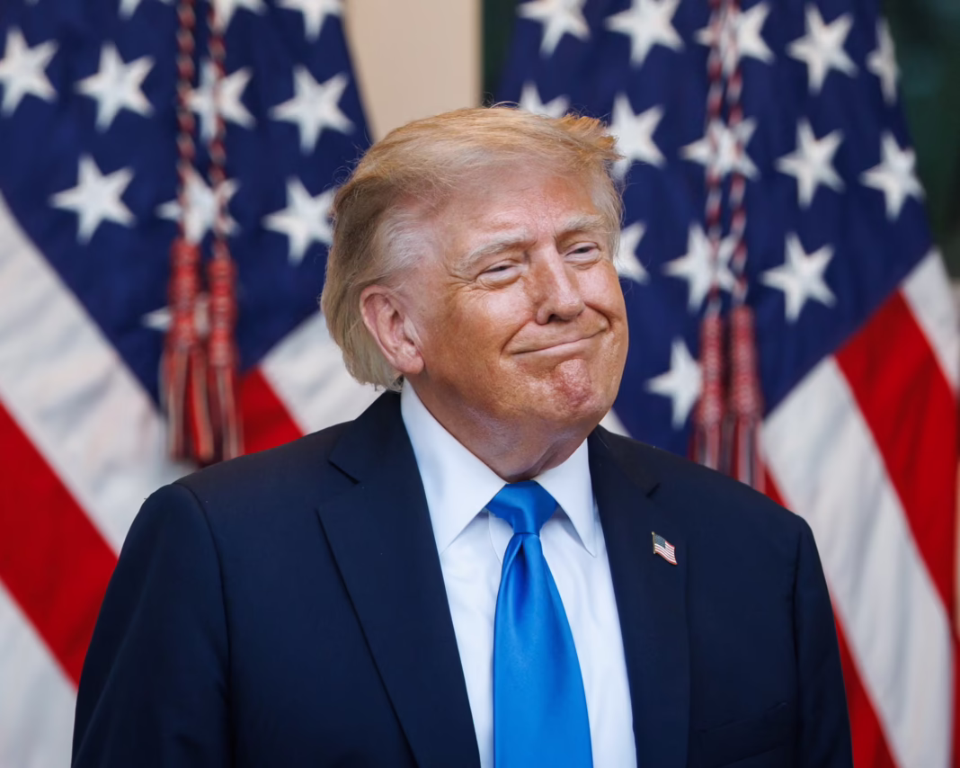 Trump’s approval is shrinking while his portfolio discovers winning Trump’s approval is shrinking while his portfolio discovers winning