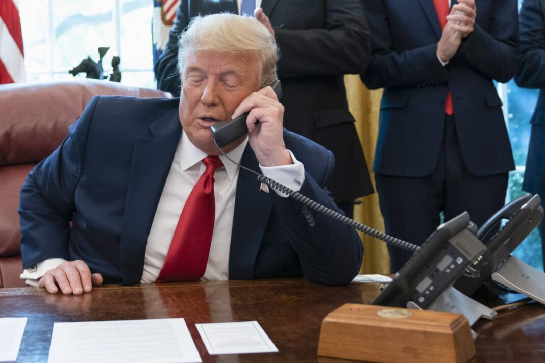 Trump Posts Republican Senator’s PRIVATE Phone Number Because He Won’t Change The Clocks Trump Posts Republican Senator’s PRIVATE Phone Number Because He Won’t Change The Clocks