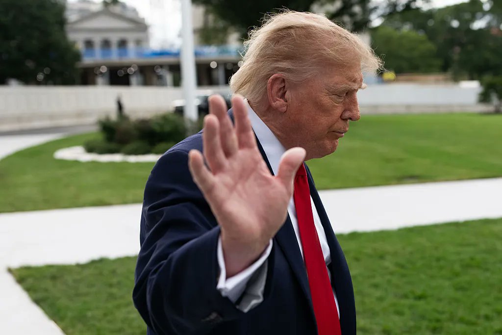 Trump Calls Young Aide “Beautiful” At Rally — With Natalie Harp Standing Right There Trump Calls Young Aide “Beautiful” At Rally — With Natalie Harp Standing Right There