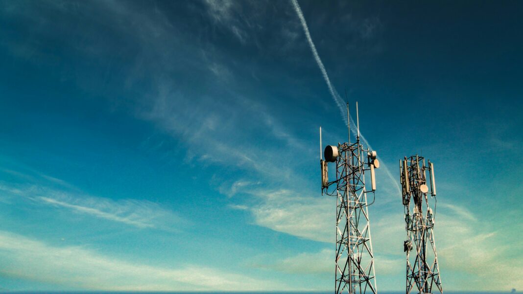 Feds Used Fake Towers To Track Producer Feds Used Fake Towers To Track Producer